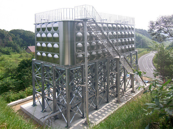 不銹鋼保溫水箱在選擇板材的時(shí)候要小心 不銹鋼保溫水箱在選擇板材的時(shí)候要小心